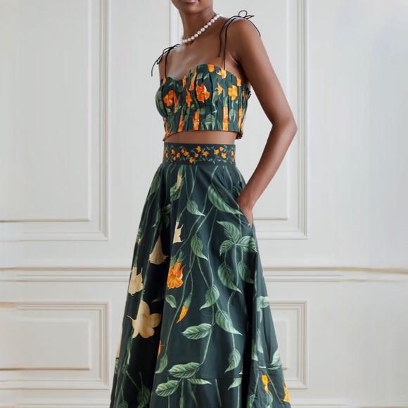 Agua by Agua Bendita Moringa Green Sabanero Nocturno' Crop Top - Picture 8 of 12